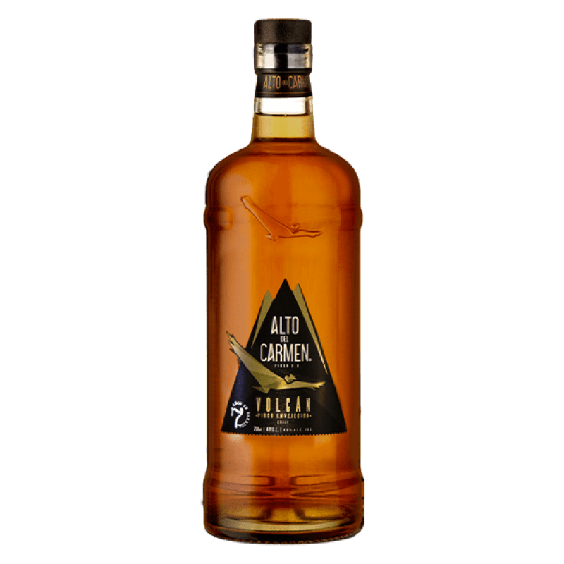 Imagen de PISCO ENVEJECIDO VOLCAN 750ML ALTO DEL CARMEN